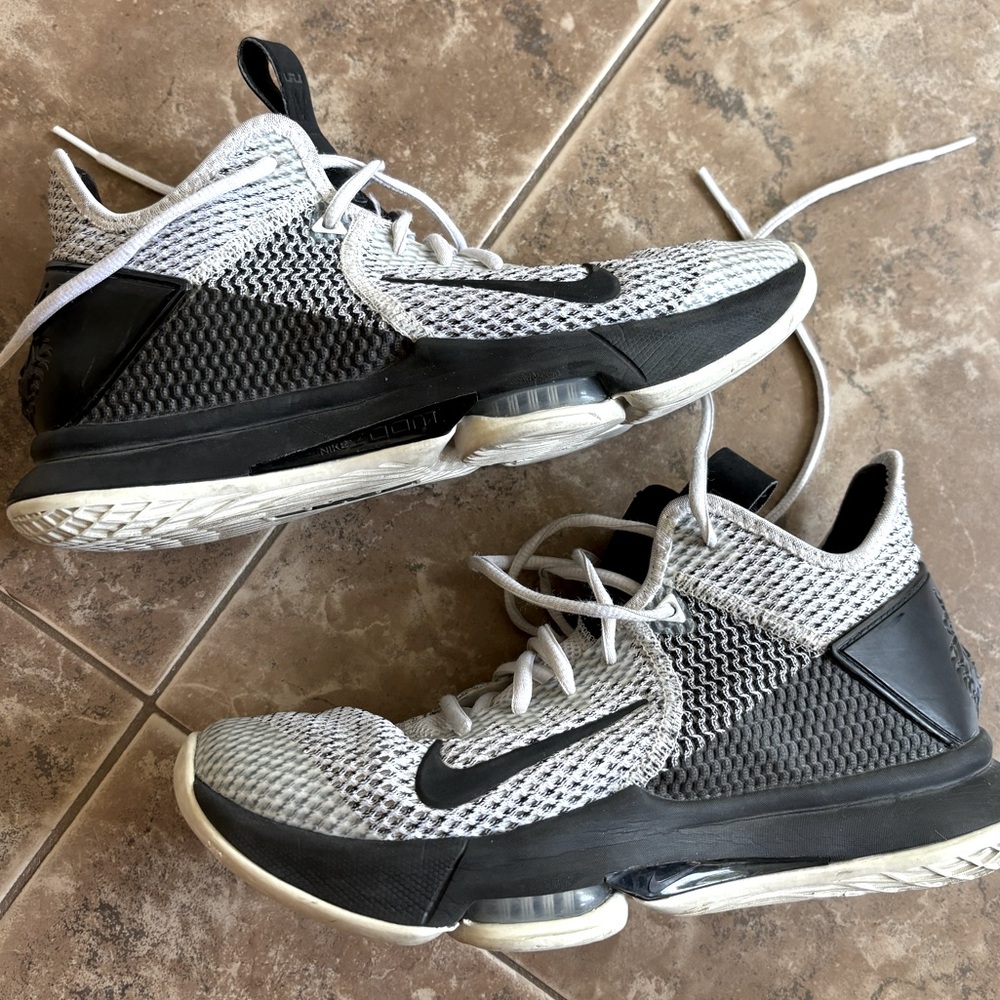 Size 8 - Nike LeBron Witness 4 White Black